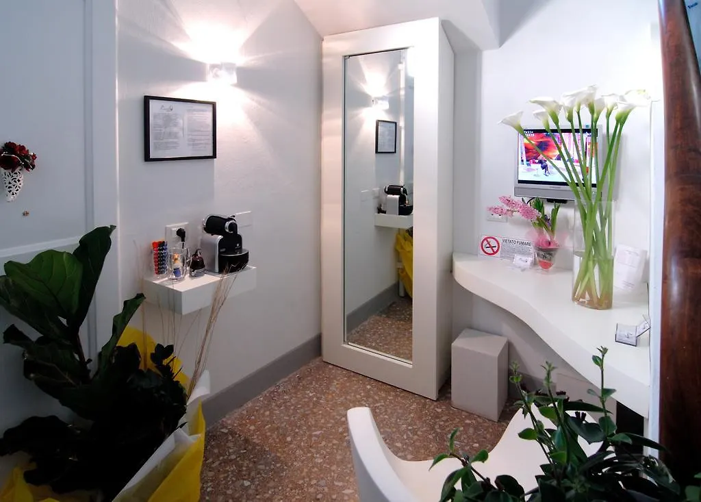 ** Guest house Il Piccolo Rooms Pontedera Italy