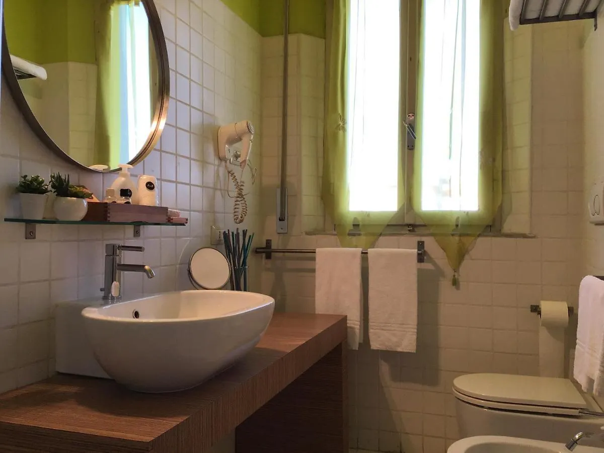 Il Piccolo Rooms Pontedera Italy